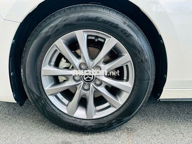 Mazda 3 2020 1.5 Luxury Trắng 3.900km