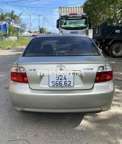 Toyota Vios 2004 G Vàng cát