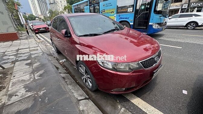 Kia Cerato Hatchback 2010 Đỏ