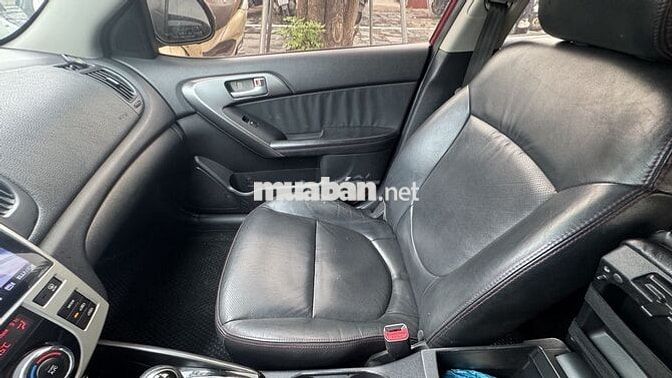 Kia Cerato Hatchback 2010 Đỏ