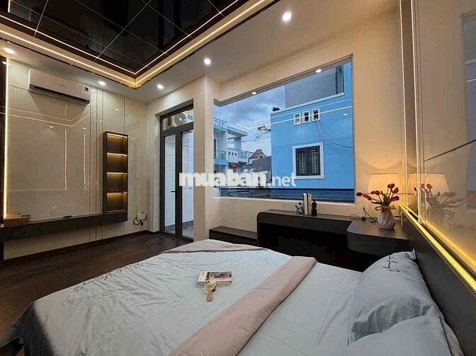Nhà 3 tầng mới hoàn thiện tại P. Phú Thuận, quận 7