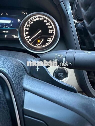 Toyota Camry 2022 2.0 Q 40000 Km Đen