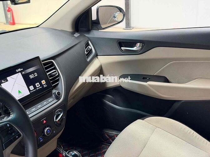 Hyundai Accent 2021 AT