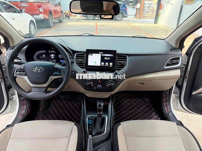 Hyundai Accent 2021 AT