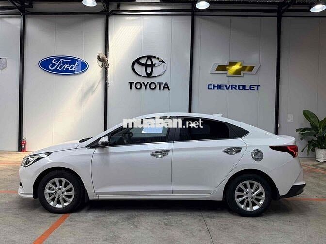 Hyundai Accent 2021 AT
