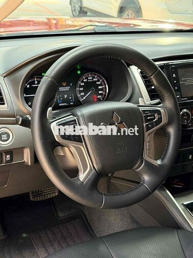 Mitsubishi Triton 2020 AT Premium