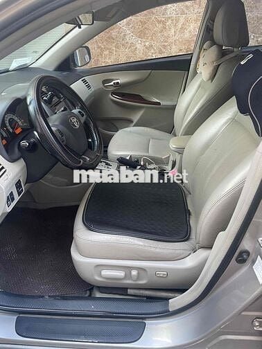 Toyota Corolla Altis 2014 2.0V