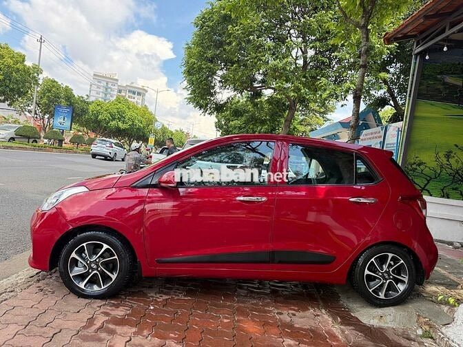 Hyundai i10 2017 Tự động Đỏ