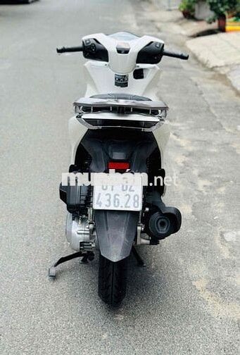 Honda SH 150i 2022 Trắng odo 12 ngàn cây