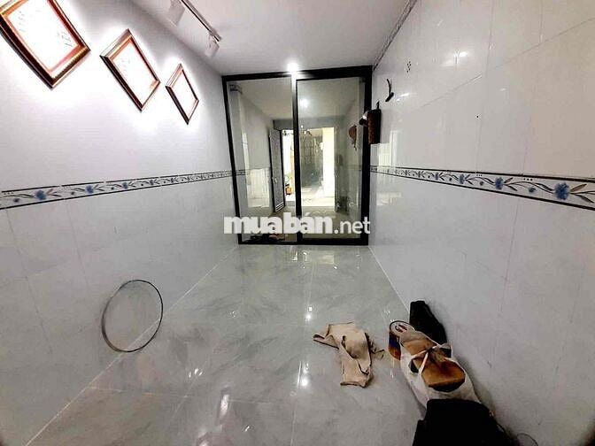 NHÀ MỚI HOÀN CÔNG CHUẨN- NGAY ĐẠI HỌC CẢNH SÁT- 2,7 TỶ