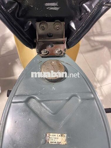 BÁN 1 SIÊU PHẨM HONDA CUB 50 KIM VÀNG GIỌT LỆ , 