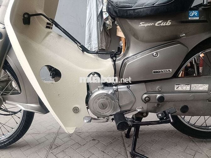 Honda Super Cub 50cc Xám, Trắng rất đẹp đầu nồi zi