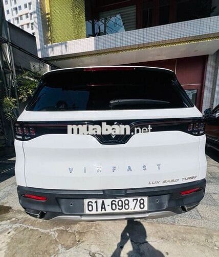 Bán xe VinFast LUX SA2.0 Trắng