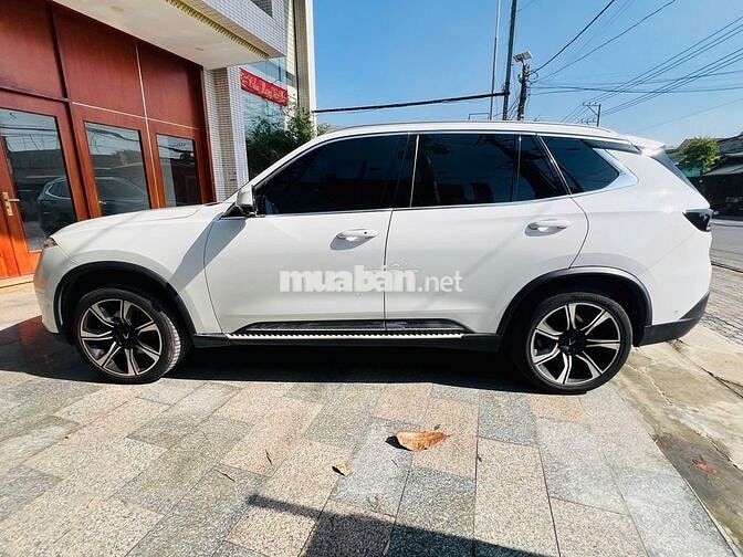 Bán xe VinFast LUX SA2.0 Trắng