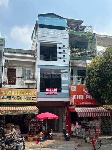 CHÍNH CHỦ BÁN GẤP NHÀ 2 MẶT TIỀN TRƯỚC SAU-KHÔNG CÂY CỐNG CỘT ĐÈN