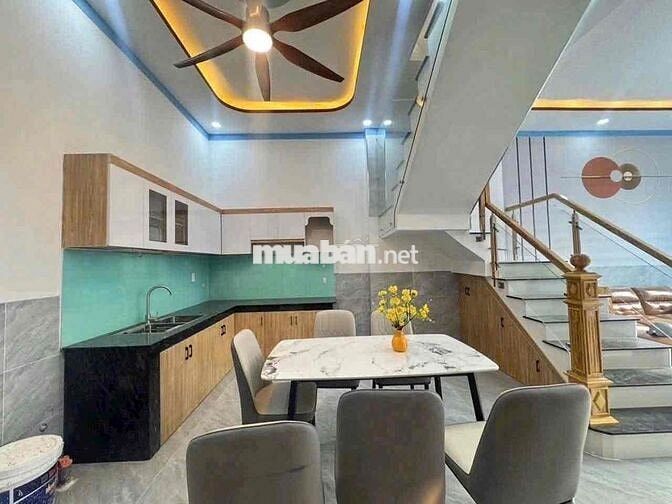 Ít khi ở nên cần bán lại nhà sau lưng chợ Tân Mai 2, quốc lộ 51
