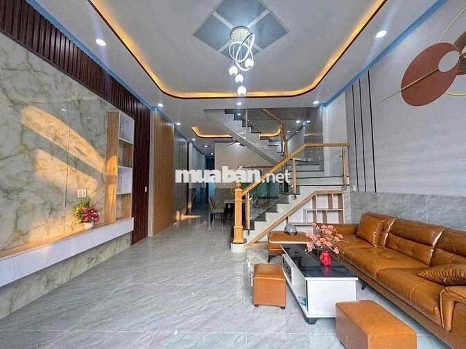 Ít khi ở nên cần bán lại nhà sau lưng chợ Tân Mai 2, quốc lộ 51