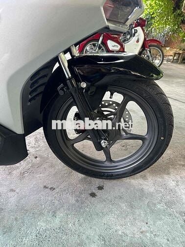 Honda Air Blade 125 2025 Bạc