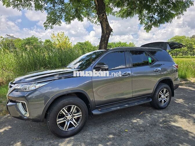 Toyota Fortuner 2019 Xám