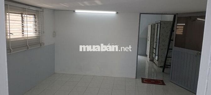 Cho thuê căn hộ mini lầu 4 nhà chung cư tập thể