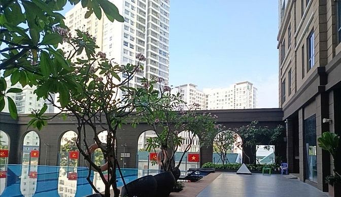 Tuyển dụng nhân viên chăm sóc cây xanh