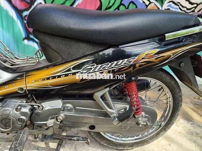 Yamaha Sirius 2010 Đen vàng