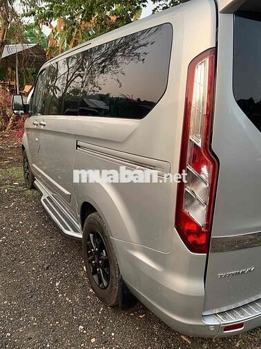 Ford Tourneo 2019 Số Tự Động Màu Bạc