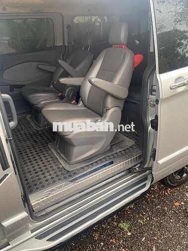 Ford Tourneo 2019 Số Tự Động Màu Bạc