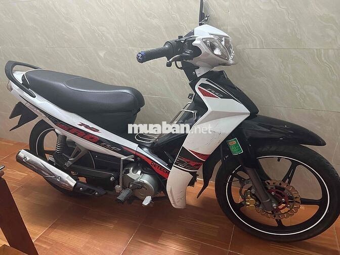 Detech RC 50cc Trắng đen 21726 km
