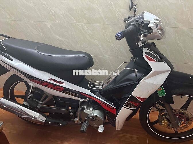Detech RC 50cc Trắng đen 21726 km
