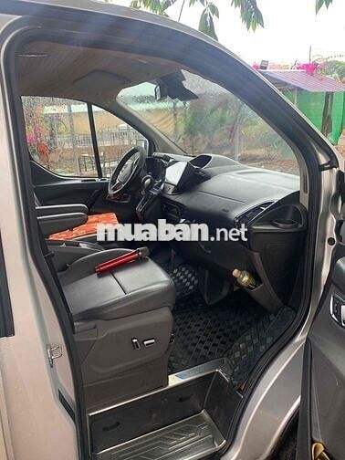 Ford Tourneo 2019 Số Tự Động Màu Bạc