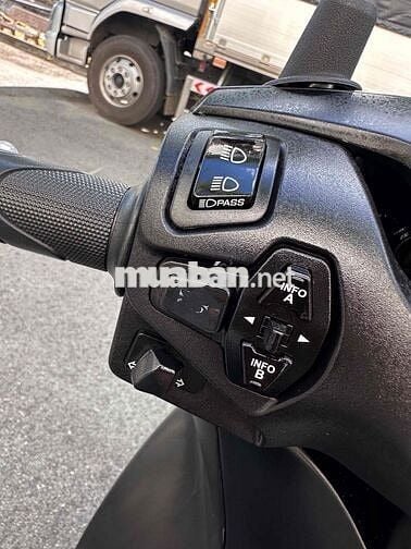 Honda SH 160 Đen