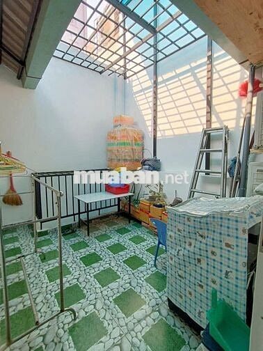 Cho thuê nhà mơi Phan Xích Long - PN- 4 tầng - 3PN