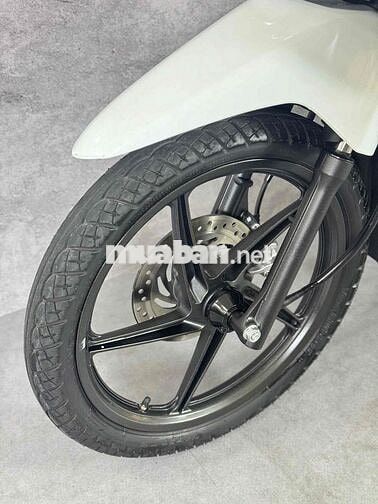 Honda Future 125 Fi 2024 Trắng đen