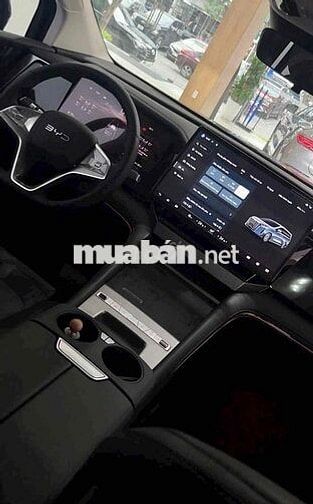 BYD M9 Bên e sẵn xe giao ngay. ưu đãi tốt