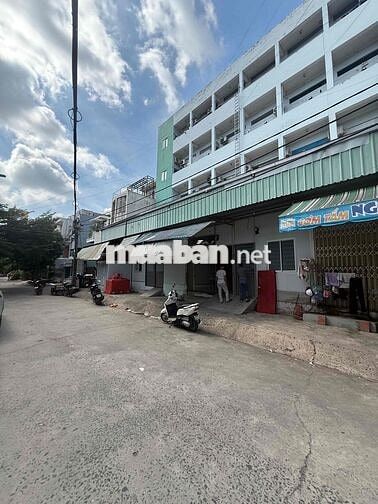 cho thuê MTKD an dương vương p16q8 DT 40m giá 6tr