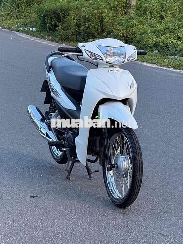 Wave 2024 odo 7 ngàn cây lốp rin theo xe còn dày c