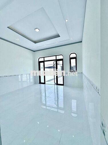 nhà 3 phòng ngủ dt 5x32,5mv có thổ cư giá 1ty,390