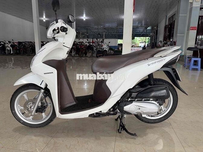 Honda Vision 2017 màu Trắng