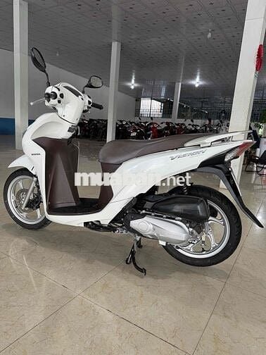Honda Vision 2017 màu Trắng