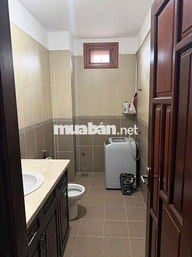 BIỆT THỰ  SÂN VƯỜN 200M2 GỒM 5PN_5WC MT ĐƯỜNG LỚN TRƯỜNG THỌ, THỦ ĐỨC
