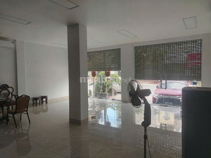 CHO THUÊ MBKD NGAY MẶT ĐƯỜNG 2 - GIAO THÔNG THUẬN TIỆN - NHÀ MỚI XÂY