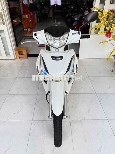Future Led 2022 Trắng