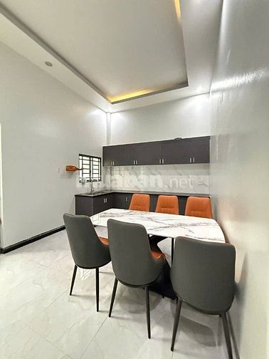 Bán gấp căn nhà sau BV Xuyên Á Củ Chi 112m2 giá chỉ 680 triệu SHR