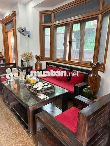 BIỆT THỰ  SÂN VƯỜN 200M2 GỒM 5PN_5WC MT ĐƯỜNG LỚN TRƯỜNG THỌ, THỦ ĐỨC