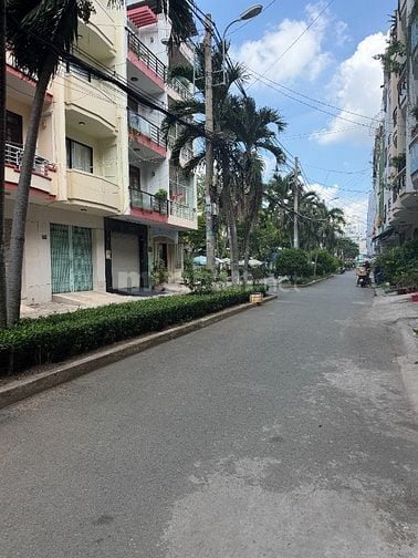 Bán Nhà  4x16m kết cấu 3 lầu, KDC Cao Lõ P4Q8