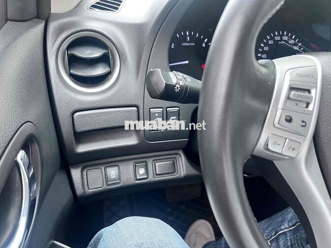Nissan Navara 2019 Black Edition Trắng