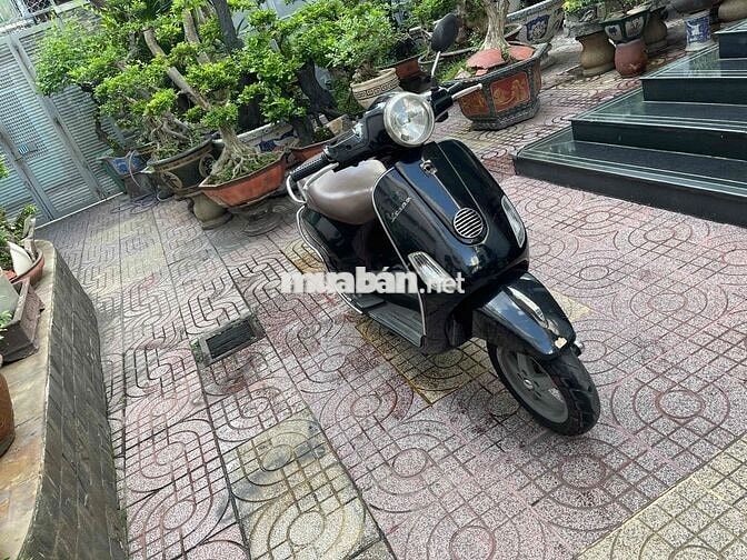 Bán Vespa 125 2010 Đen,Bstp xe đẹp gtdd