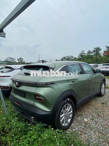 Xe điện VinFast VF6 SUV Xám