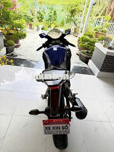 R15 V3 2017 Xanh GP